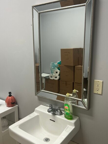 More Photos Of 2830 W State Road 84, Fort Lauderdale Flex For Sale