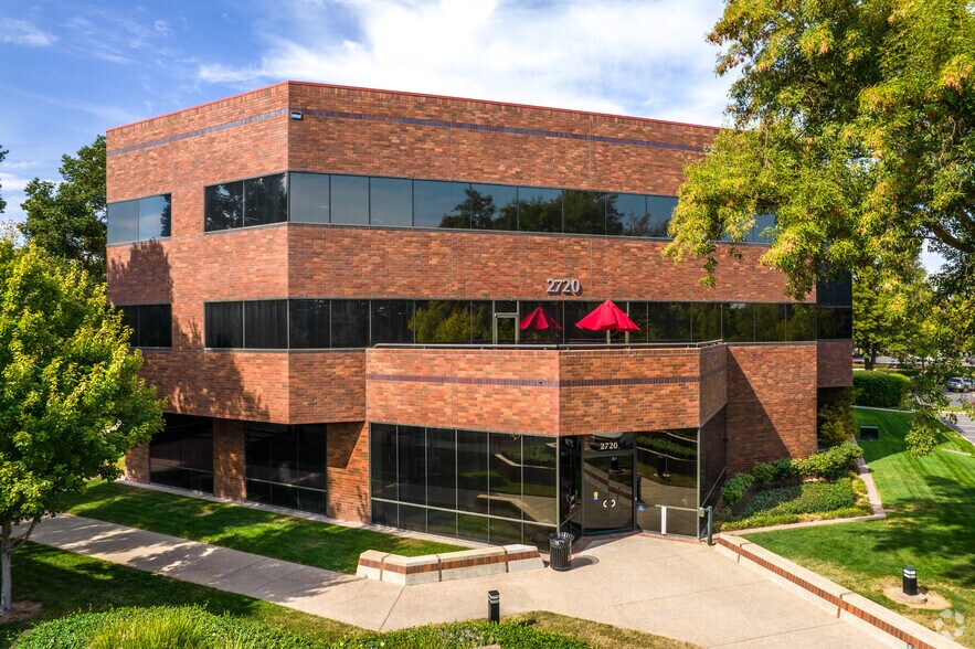 Primary Photo Of 2720 Gateway Oaks Dr, Sacramento Office For Lease