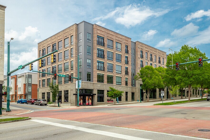 More Photos Of 355 Walnut St, Chattanooga Apartments For Lease