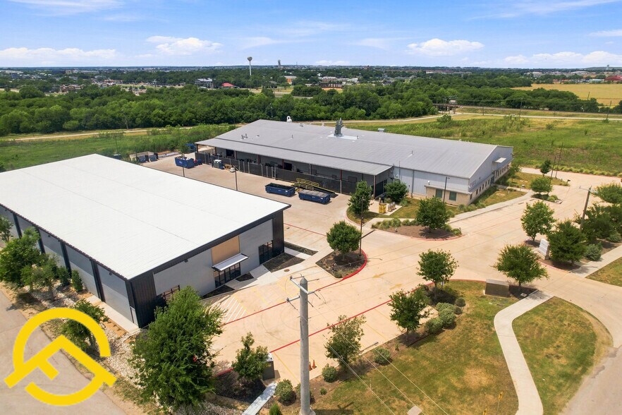 More Photos Of 300 Co Rd 199, Hutto Flex For Lease