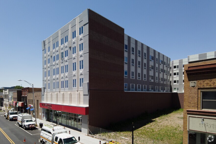 Primary Photo Of 149 Main St, Hackensack Apartments For Lease