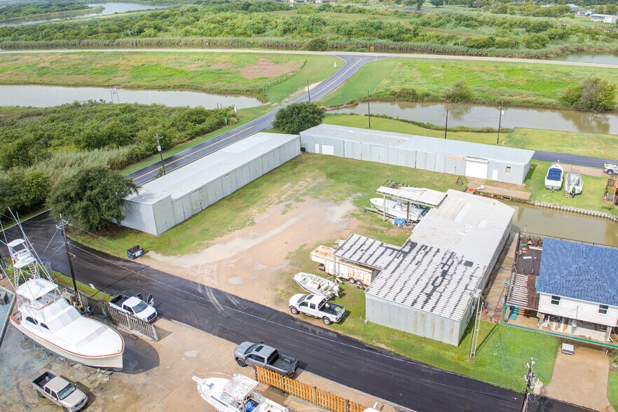 More Photos Of 205 Marine Way, Freeport Self Storage For Sale