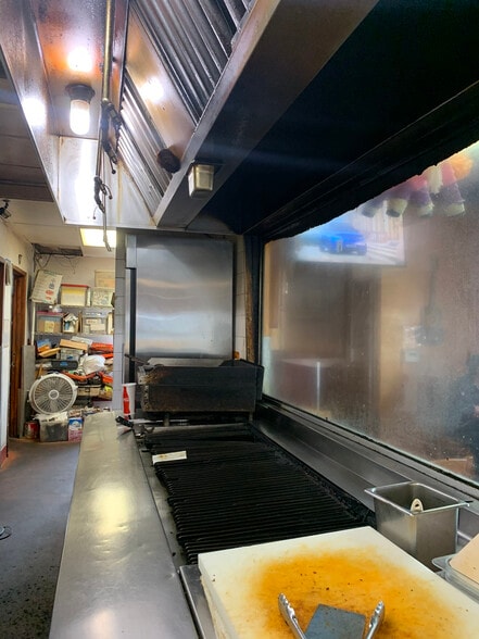 More Photos Of 28 N B St, San Mateo Restaurant For Lease