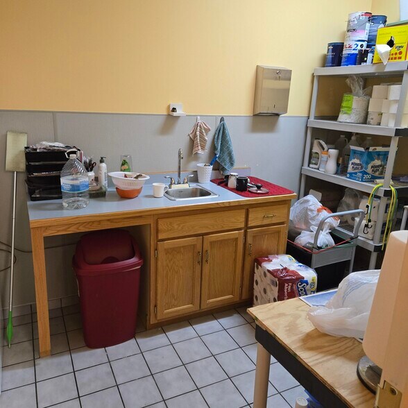 More Photos Of 2-4 Pine Dr, Circle Pines Unknown For Lease