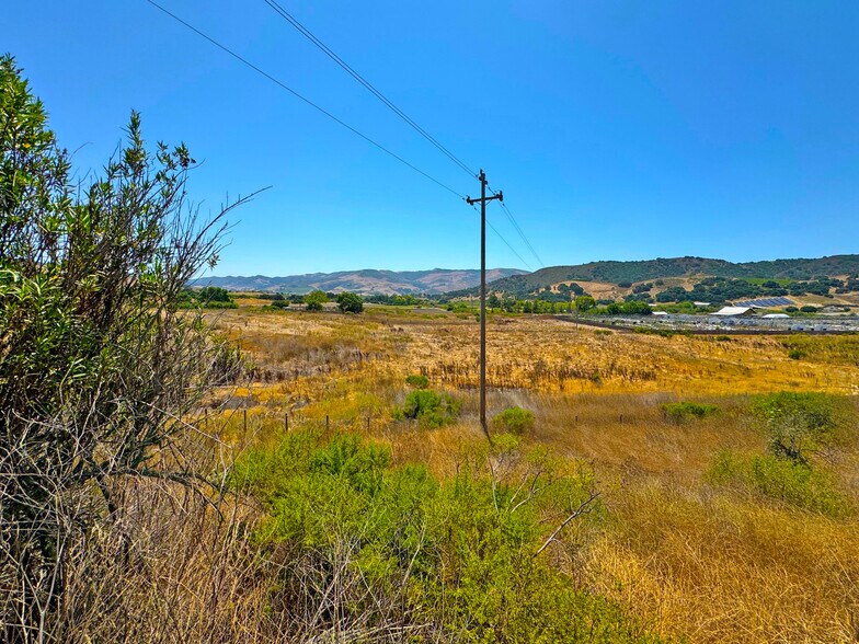 More Photos Of 7261 Domingos Rd, Lompoc Land For Lease