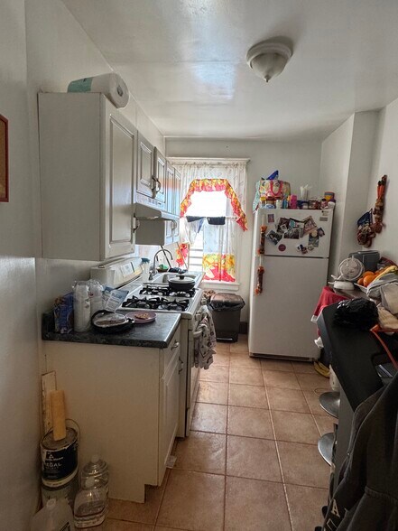 More Photos Of 10121 132nd St, South Richmond Hill Multifamily For Sale