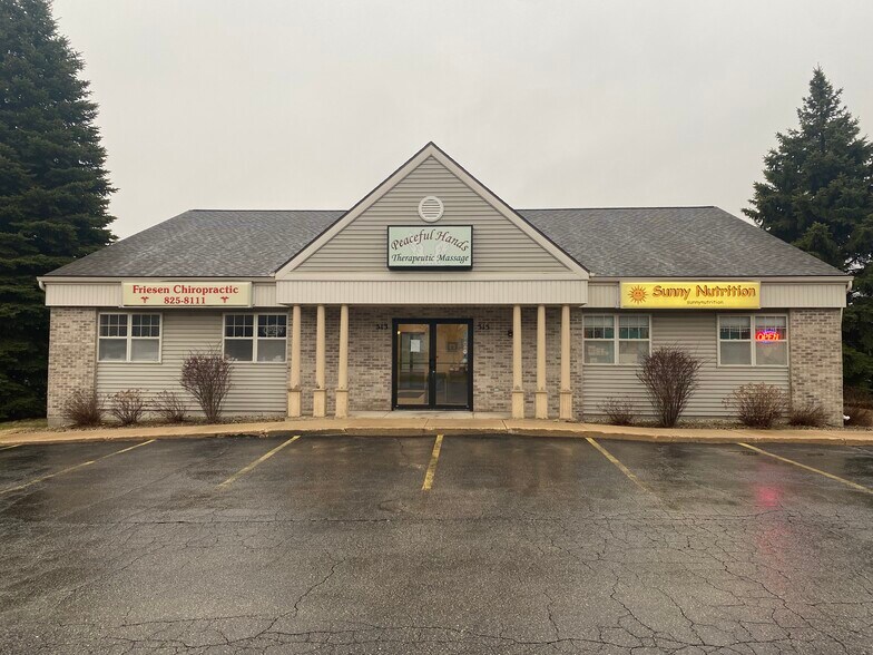 More Photos Of 513-515 W Main St, Sun Prairie Office For Sale