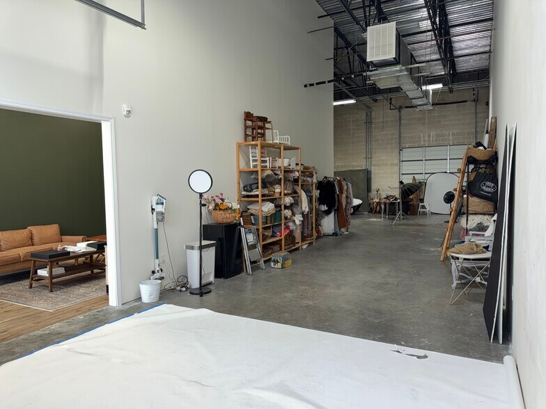 More Photos Of 4213 S Main St, Stafford Unknown For Lease