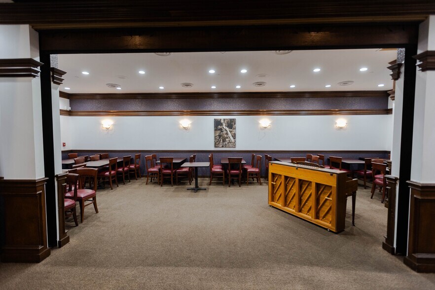 More Photos Of 6263 State Highway 66, Tulsa Restaurant For Sale