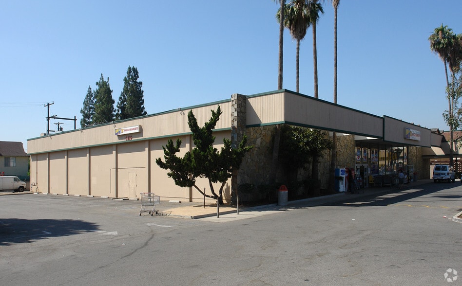Primary Photo Of 1112 Walnut Ave, Tustin Supermarket For Lease