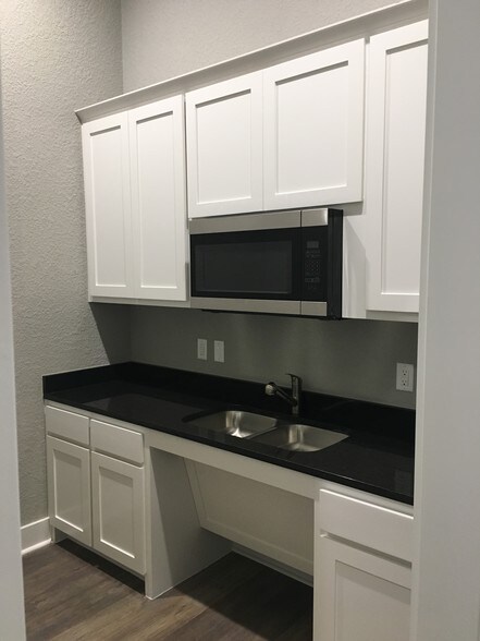 More Photos Of 5899 Preston Rd, Frisco Office For Sale