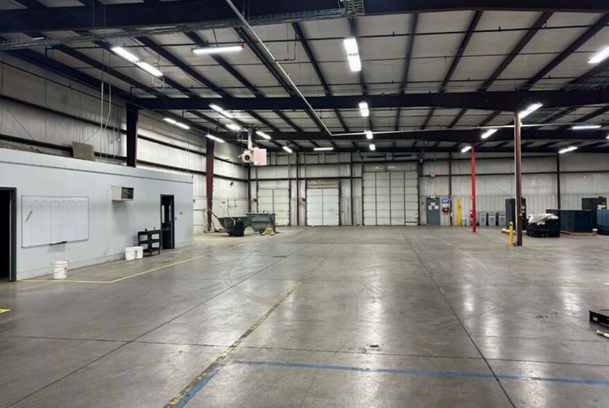More Photos Of 7375 Industrial Rd, Florence Warehouse For Lease