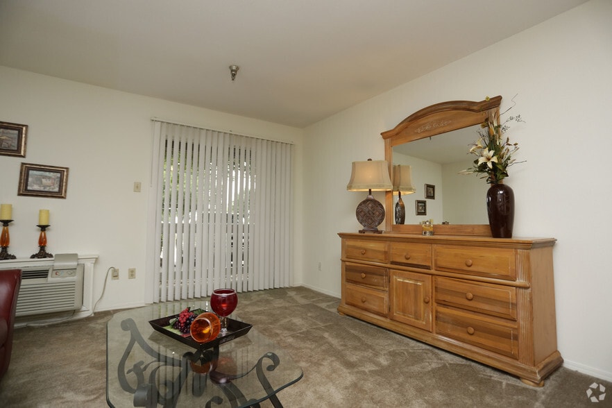 More Photos Of 5855 Citrus Blvd, New Orleans Apartments For Sale