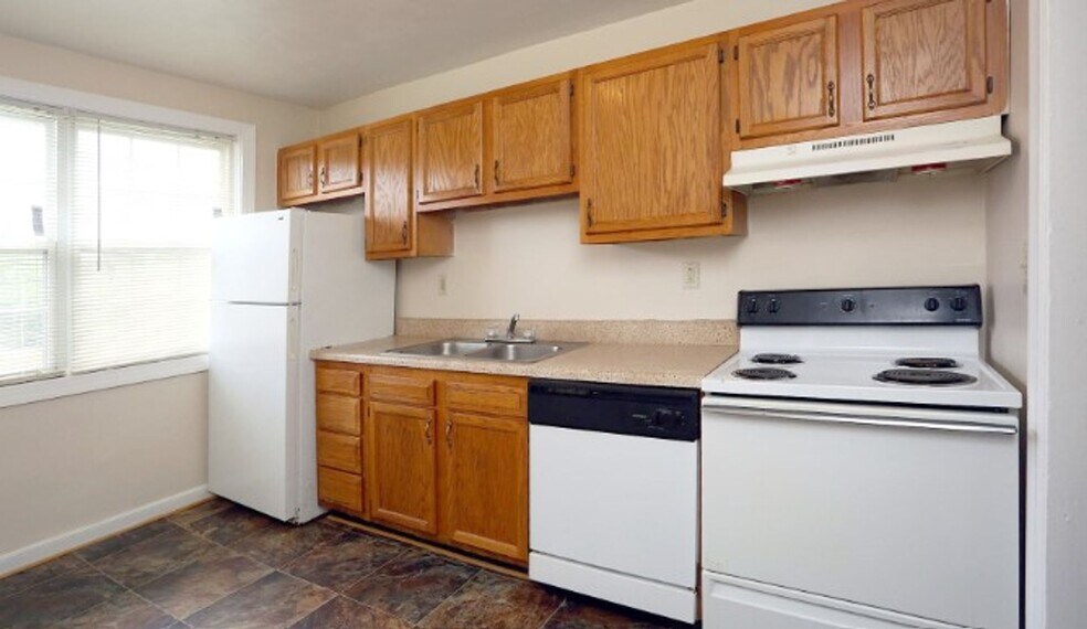 More Photos Of 3817 George Washington Hwy, Portsmouth Apartments For Sale