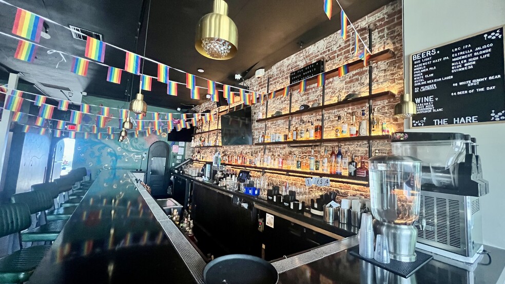 More Photos Of 1800 E Broadway, Long Beach Restaurant For Lease