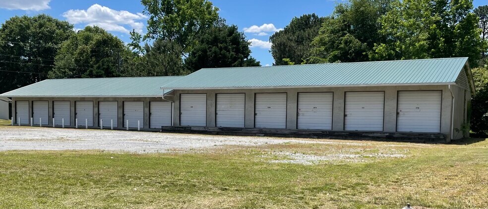 More Photos Of 1886 US HWY 17, Williamston Self Storage For Sale