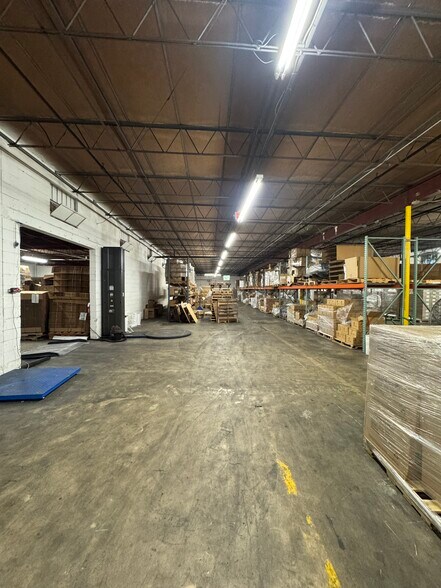 More Photos Of 2814 Mercury Rd, Jacksonville Warehouse For Sale