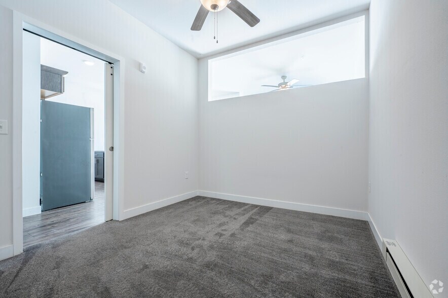 More Photos Of 2515 Gaston Rd, Cottage Grove Apartments For Lease