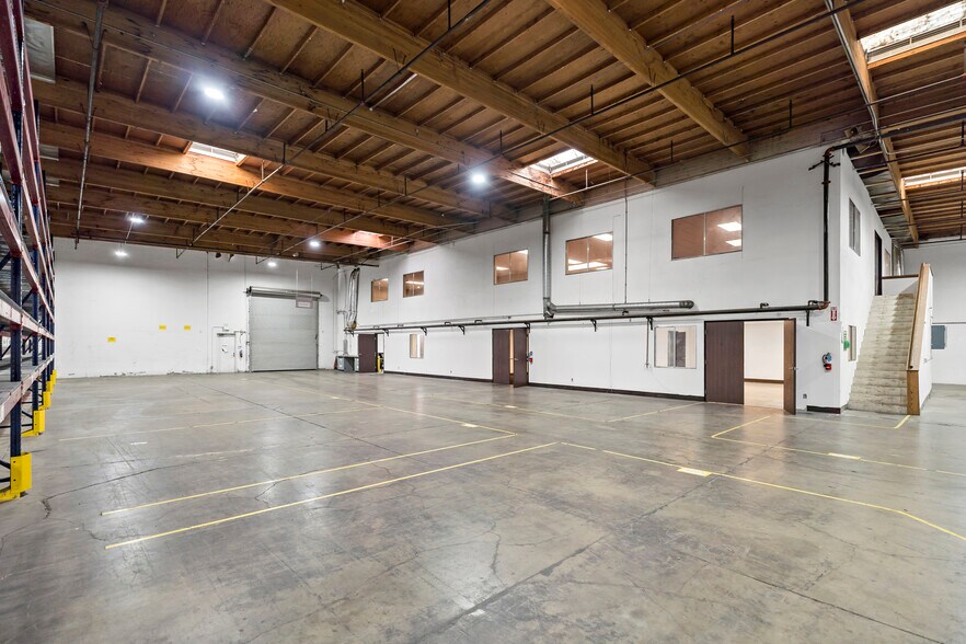 More Photos Of 1461 S Balboa Ave, Ontario Warehouse For Lease