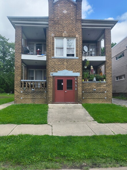 Primary Photo Of 3421 E 119th St, Cleveland Apartments For Sale