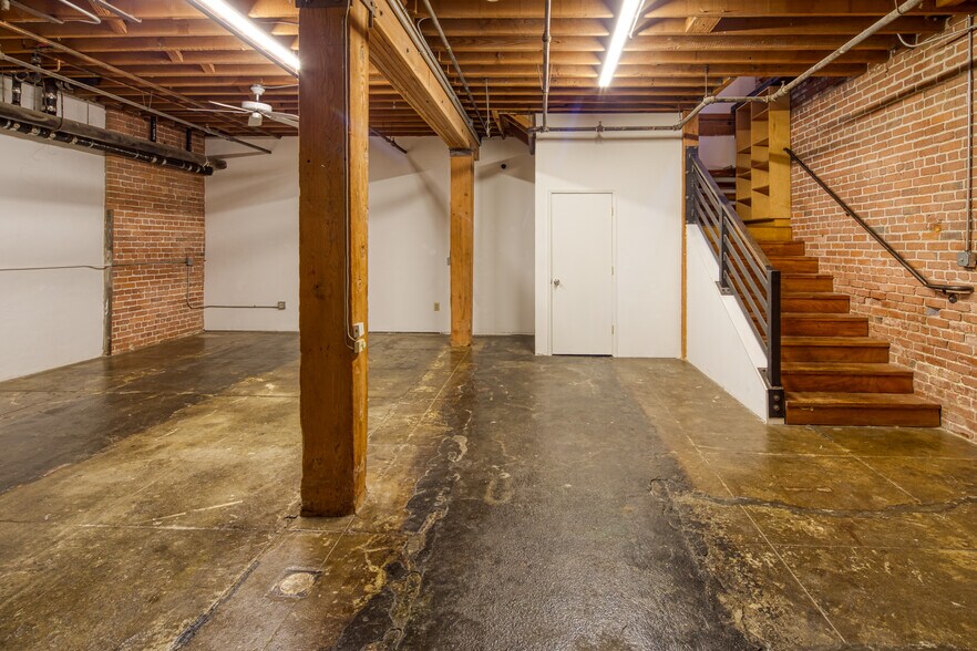 More Photos Of 1148 E 18th St, Oakland Apartments For Sale