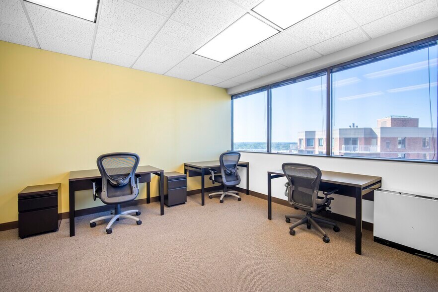 More Photos Of 3 Bethesda Metro Center, Bethesda Coworking Space