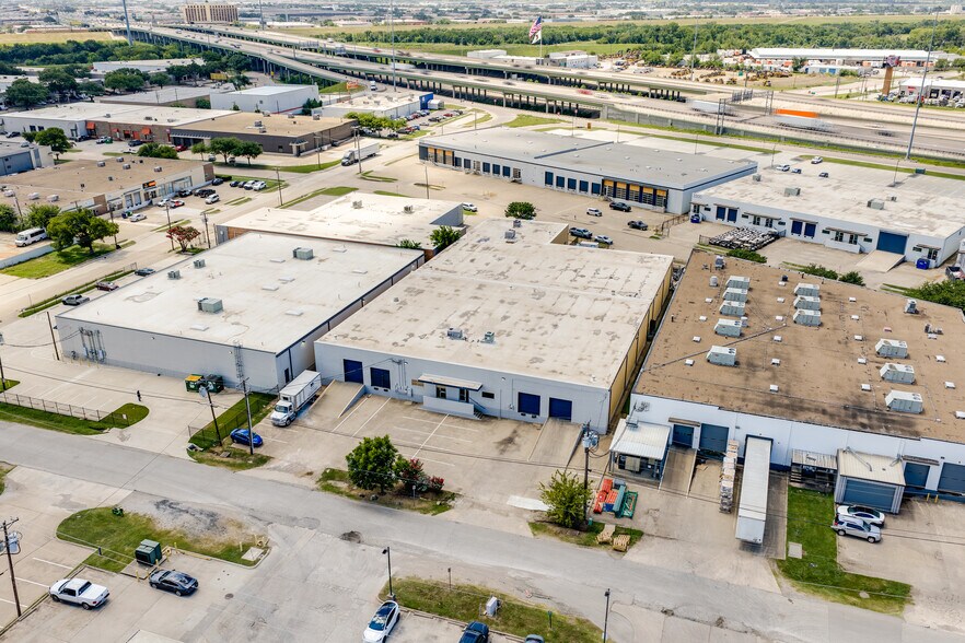 More Photos Of 3250-3254 International Pl, Irving Warehouse For Lease