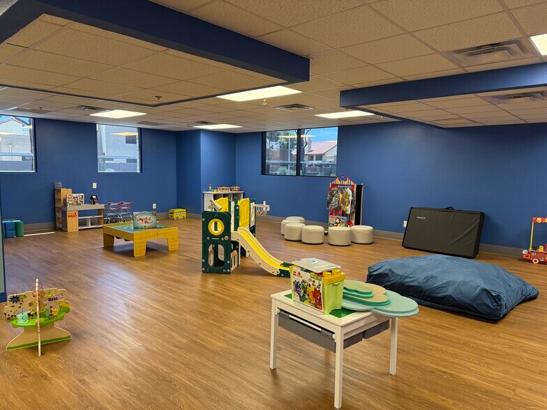 More Photos Of 604 W Warner Rd, Chandler Medical For Sale