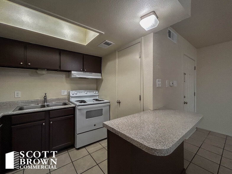 More Photos Of 2431 Stella St, Denton Apartments For Sale