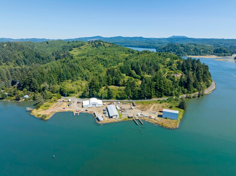 More Photos Of 5262 Yaquina Bay Rd, Newport Marina For Sale