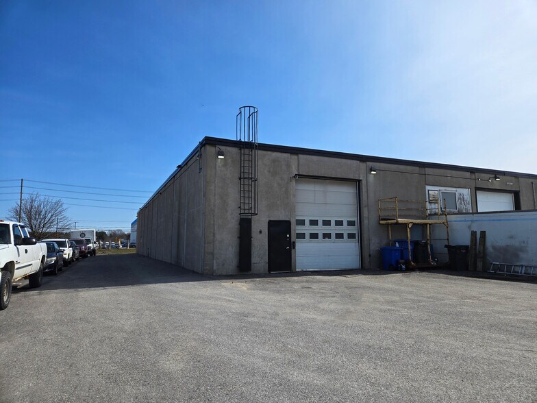 More Photos Of 2600-2616 Sheffield Rd, Ottawa Flex For Lease