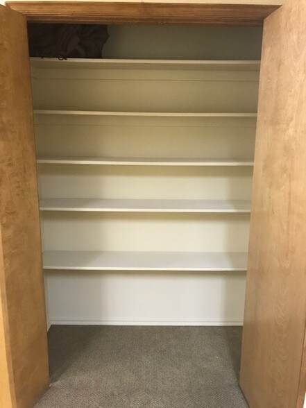 More Photos Of 417 W 18th St, Edmond Office For Lease