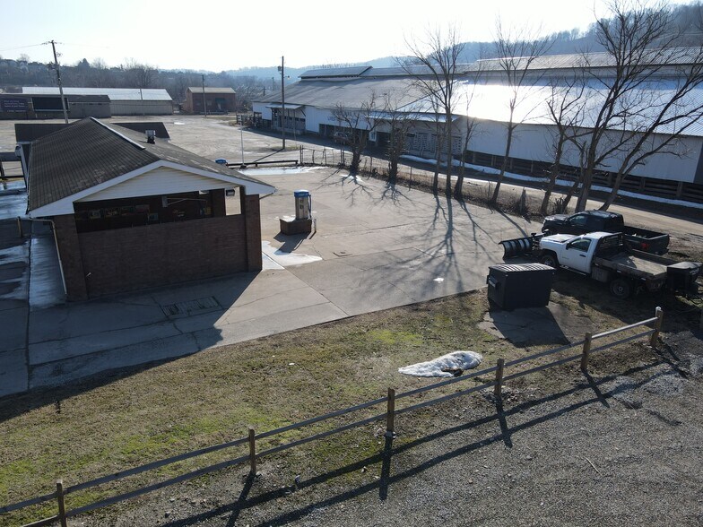 More Photos Of , Waynesburg Specialty For Sale