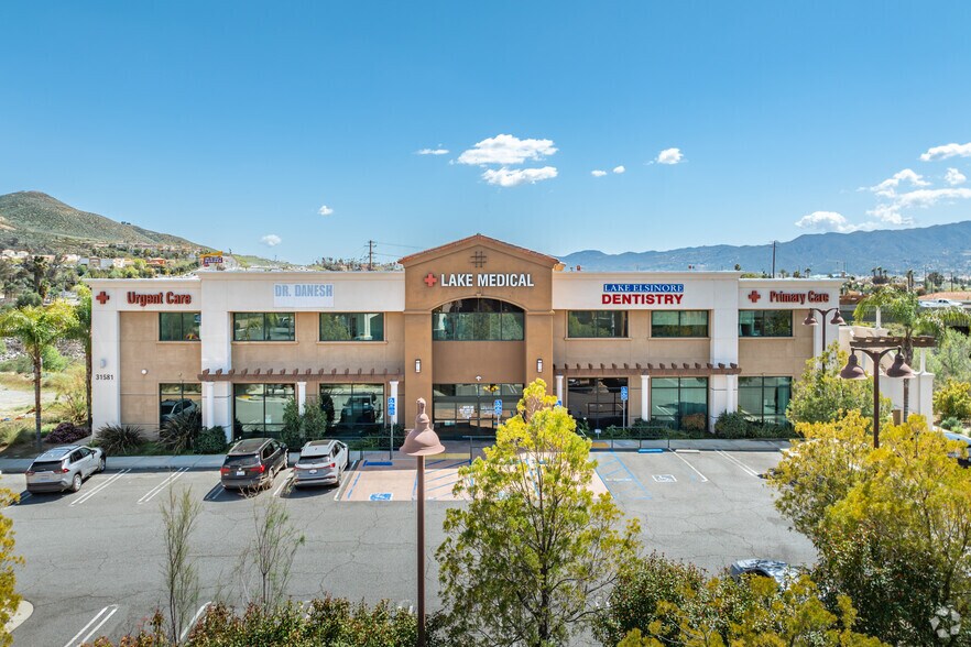 More Photos Of 31581 Canyon Estates Dr, Lake Elsinore Medical For Sale