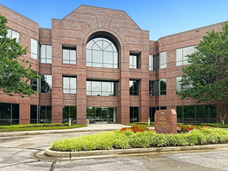 More Photos Of 8295 Tournament Dr, Memphis Coworking Space