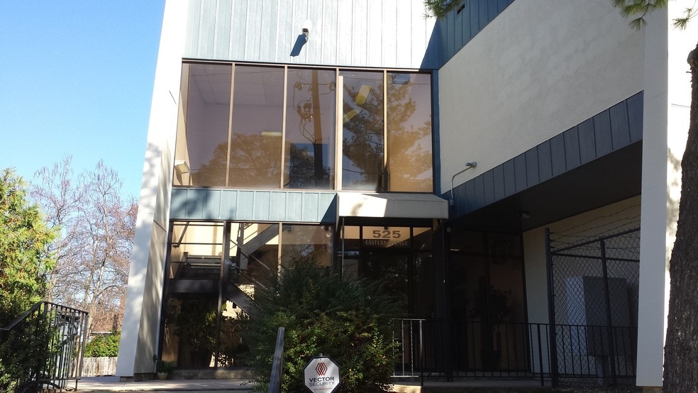 More Photos Of 525 Eastern Ave, Fairmount Heights Medical For Lease