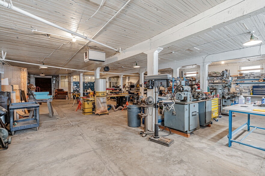 More Photos Of 1649 12th Ave, Oakland Religious Facility For Sale