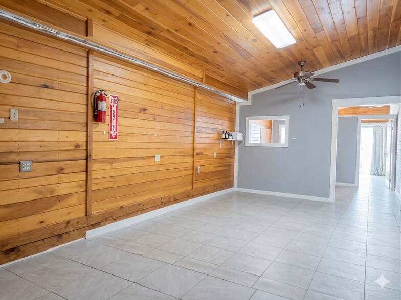 More Photos Of 2108 N Main St, Hazard General Retail For Sale