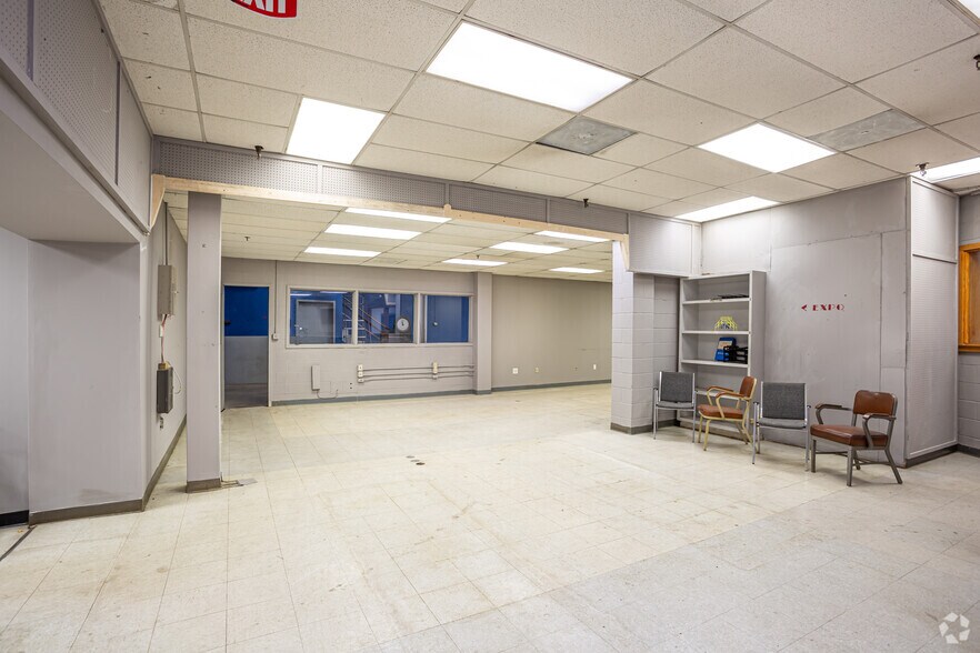 More Photos Of 1315 W 12th St, Kansas City Warehouse For Lease