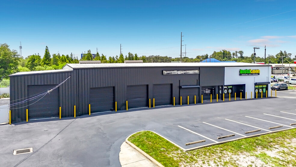 More Photos Of 8338 N Dale Mabry Hwy, Tampa Showroom For Sale
