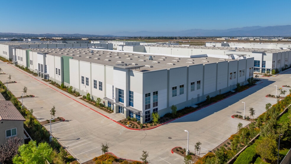 More Photos Of 15881 Terminal Ct, Chino Unknown For Lease