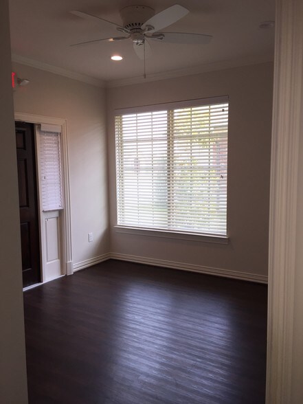 More Photos Of 8951 Collin McKinney Pky, McKinney Medical For Sale