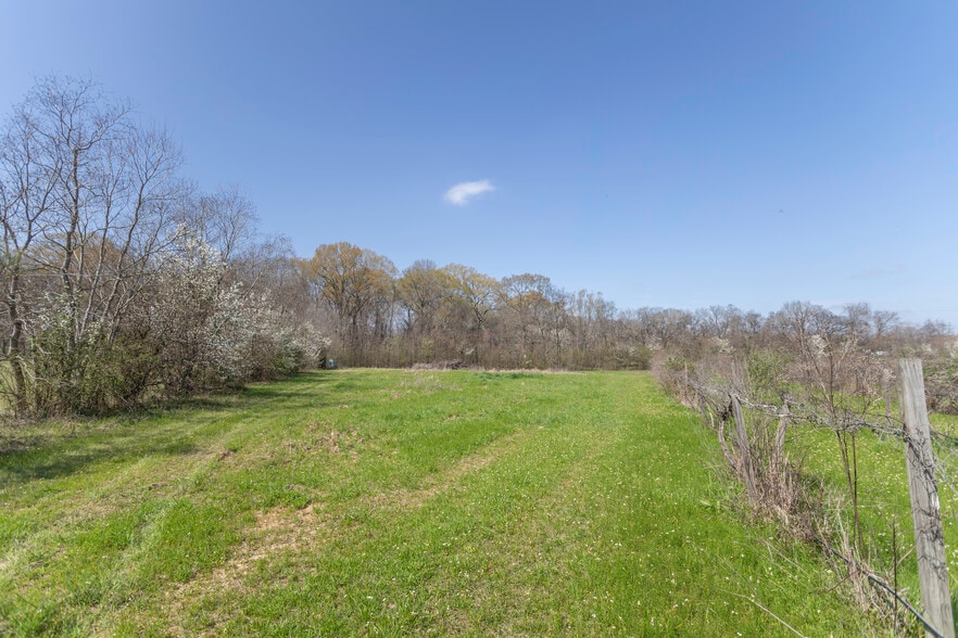 More Photos Of 2356 Alabama River Pky, Millbrook Flex For Sale