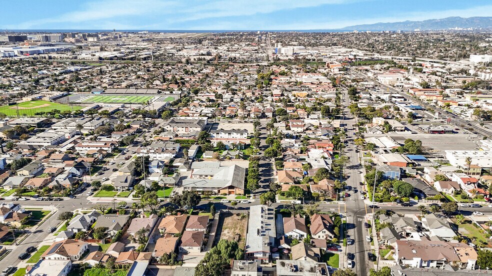 More Photos Of 310 S Eucalyptus Ave, Inglewood Apartments For Sale