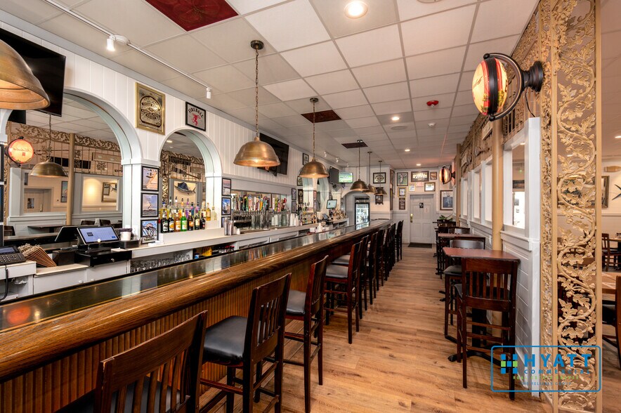 More Photos Of 625 Greenway Rd, Glen Burnie Restaurant For Sale