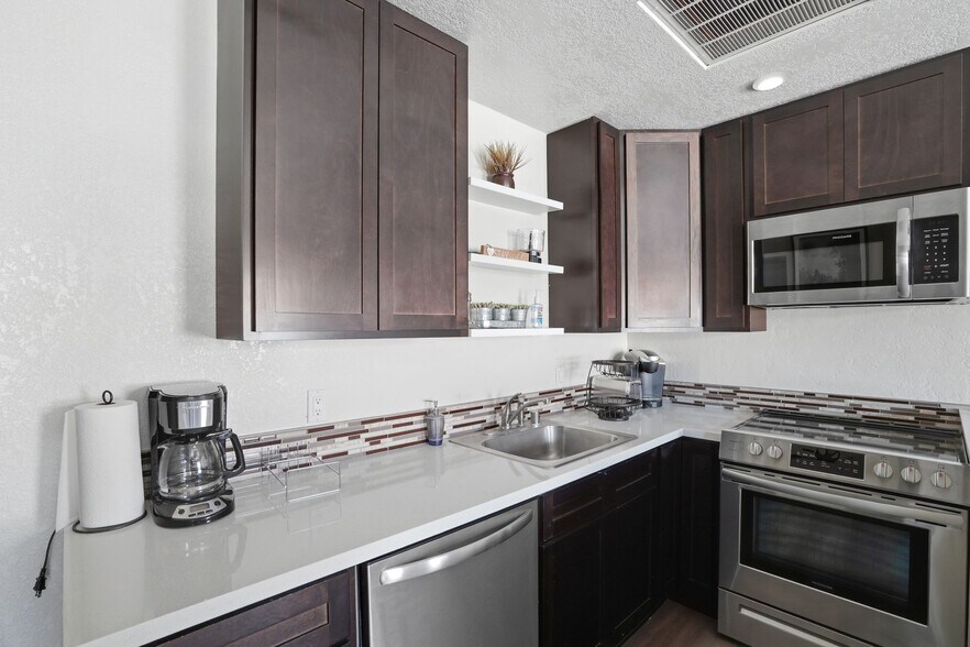 More Photos Of 1131 Luchessi Dr, San Jose Office Residential For Sale