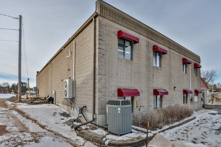 More Photos Of 711 3rd St, Marathon Manufacturing For Sale