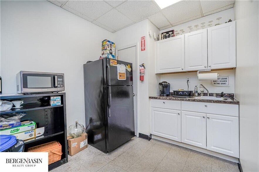 More Photos Of 226 52nd St, Brooklyn Industrial For Sale