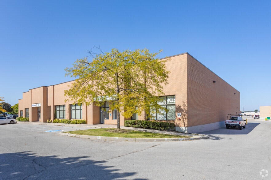 Primary Photo Of 4025 Sladeview Cres, Mississauga Warehouse For Lease