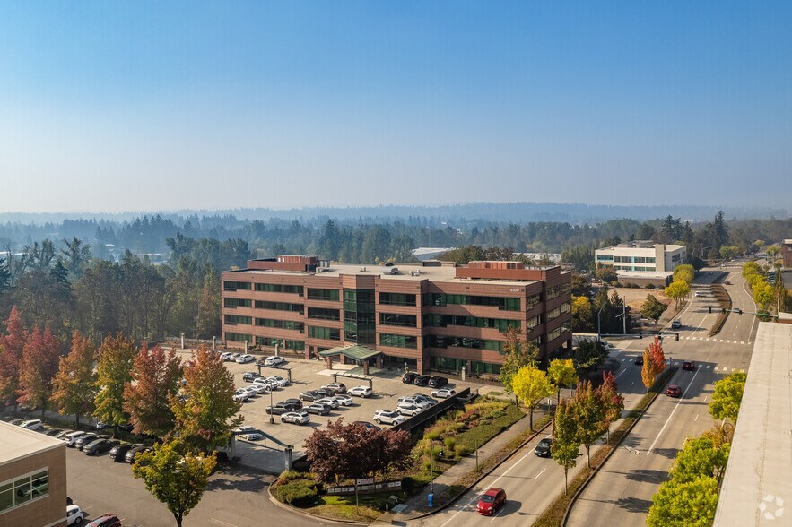More Photos Of 9200 SE Sunnybrook Blvd, Clackamas Office For Lease